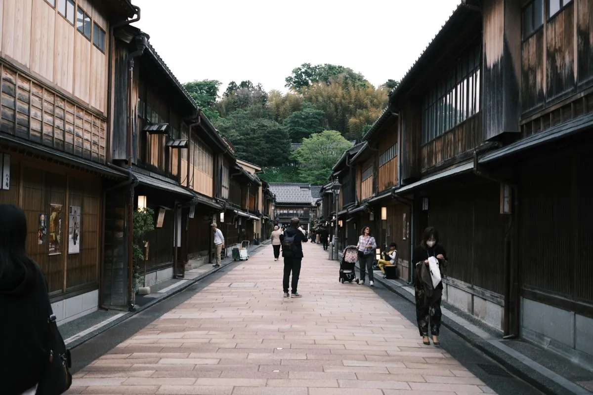 Street in the Higashi Chaya geisha district in Kanazawa