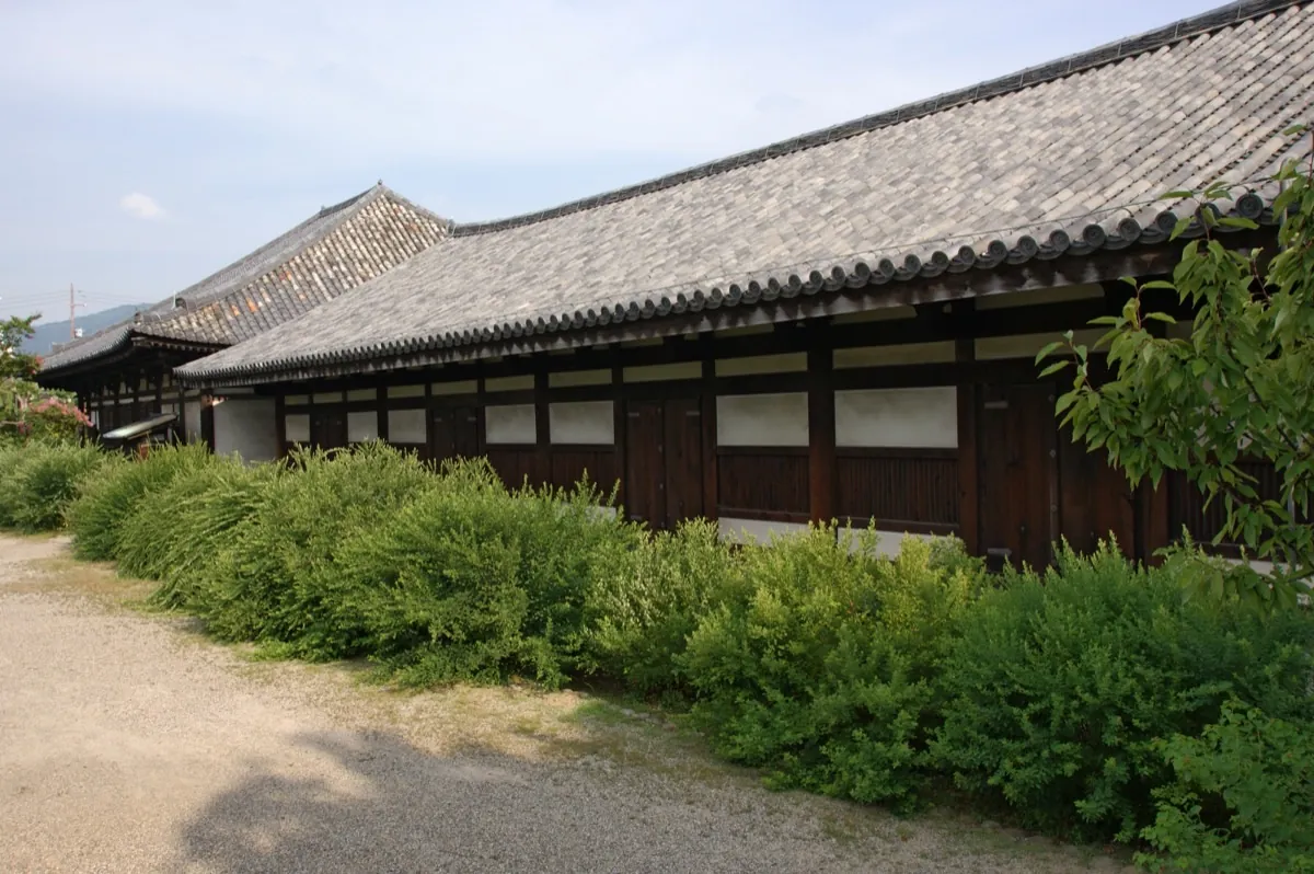 Quiet streets with machiya houses in the Naramachi district, Nara